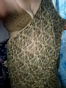 Snapshot of midhly chatting on December 22, 2024, 10:04 pm midhly online show from December 22, 2024, 10:04 pm