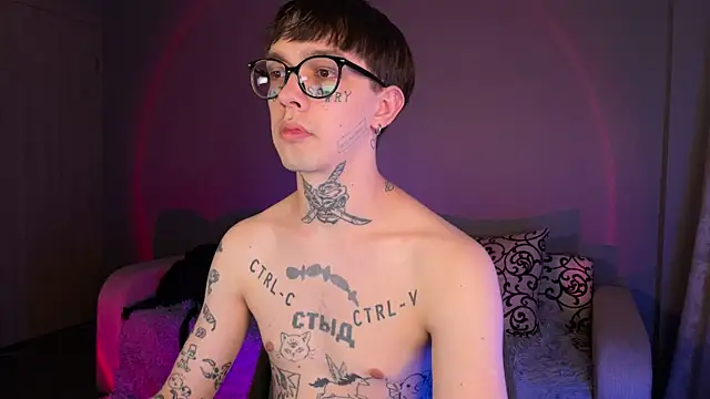 anahori  simon online show from September 29, 2025, 8:14 pm