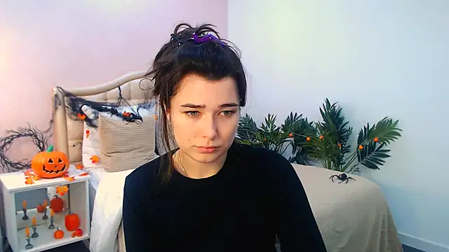  Sun Shy  online show from November 12, 2025, 1:15 pm