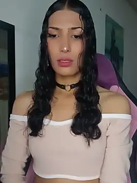 Snapshot of Lanna_hott_ chatting on May 24, 2026, 7:36 pm Lanna hott online show from May 24, 2026, 7:36 pm