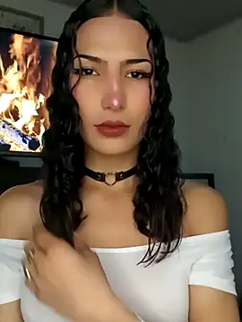 Lanna hott  online show from October 6, 2025, 7:47 pm