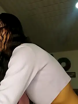 Lanna hott  online show from March 4, 2026, 11:40 am