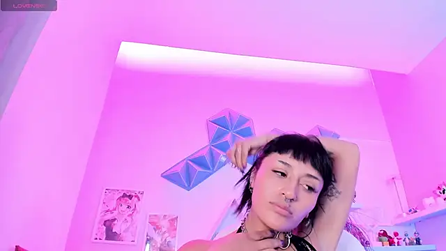 Snapshot of Valkiria_ponce chatting on February 13, 2026, 4:23 am Valkiria ponce online show from February 13, 2026, 4:23 am