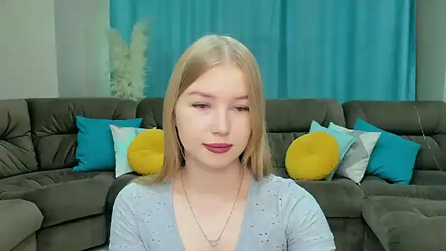 shy  lady online show from March 6, 2025, 11:58 am