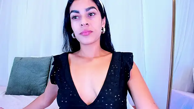 Snapshot of Yasiir_0229 chatting on October 8, 2025, 5:20 am Yasiir 0229 online show from October 8, 2025, 5:20 am