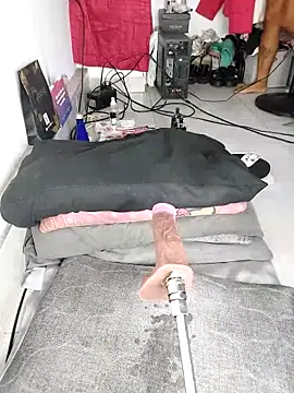 Snapshot of Lilithcaballero chatting on February 15, 2026, 12:11 am Lilithcaballero online show from February 15, 2026, 12:11 am