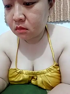 Snapshot of VyOanh2K chatting on May 9, 2026, 4:21 pm VyOanh2K online show from May 9, 2026, 4:21 pm