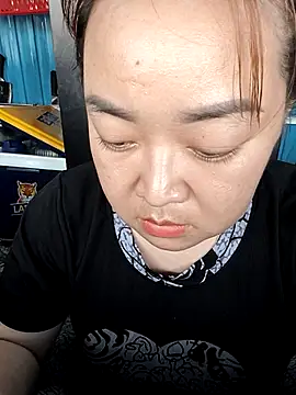 Snapshot of VyOanh2K chatting on January 17, 2026, 9:02 am VyOanh2K online show from January 17, 2026, 9:02 am