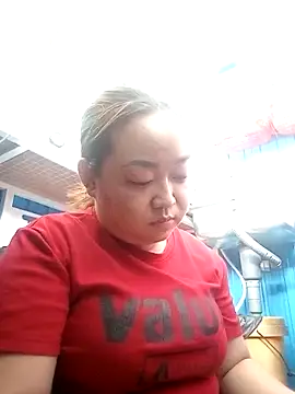 Snapshot of VyOanh2K chatting on February 23, 2026, 8:26 am VyOanh2K online show from February 23, 2026, 8:26 am