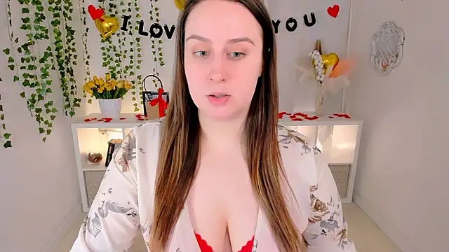 Snapshot of Lattea chatting on February 13, 2026, 9:26 pm Lattea online show from February 13, 2026, 9:26 pm