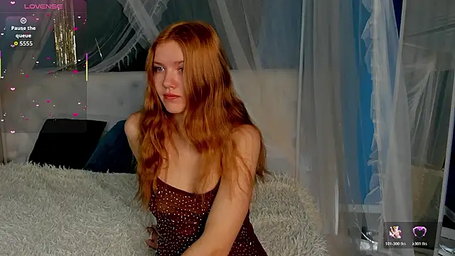 Eva  Lewis online show from February 6, 2026, 1:23 am