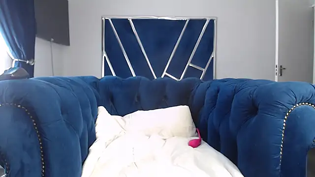 Pinkpyssy online show from October 15, 2025, 10:01 am