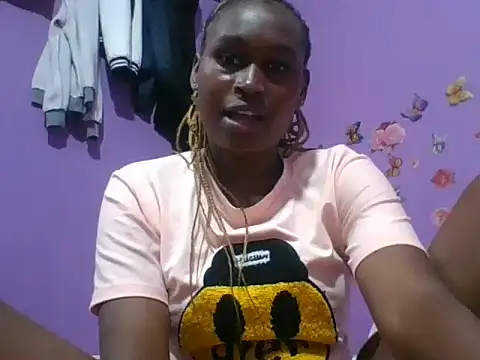 Snapshot of Shaniz_254 chatting on February 11, 2025, 8:05 am Shaniz 254 online show from February 11, 2025, 8:05 am