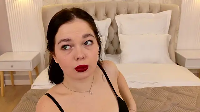 DeniseReese online show from February 10, 2025, 6:09 am