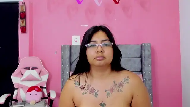 Snapshot of LaylaHolmes chatting on March 21, 2026, 7:29 pm LaylaHolmes online show from March 21, 2026, 7:29 pm