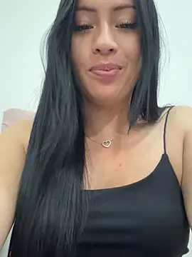 Sara luna  online show from November 14, 2025, 12:25 am