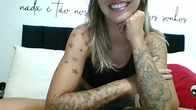 Snapshot of Shy_Runner chatting on March 7, 2025, 3:08 am Shy Runner online show from March 7, 2025, 3:08 am