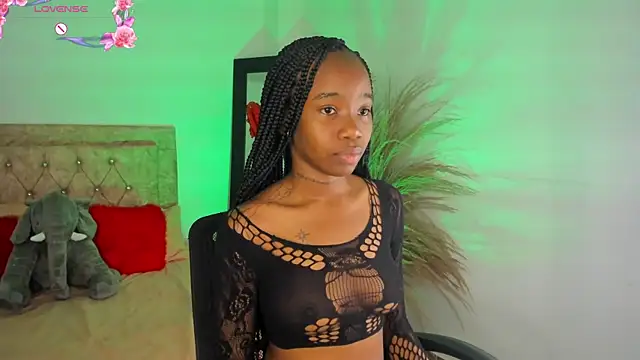Snapshot of Rihana_hot01 chatting on March 19, 2025, 10:31 pm Rihana hot01 online show from March 19, 2025, 10:31 pm