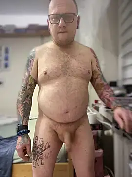 PierreNaked89 online show from December 17, 2025, 9:31 pm