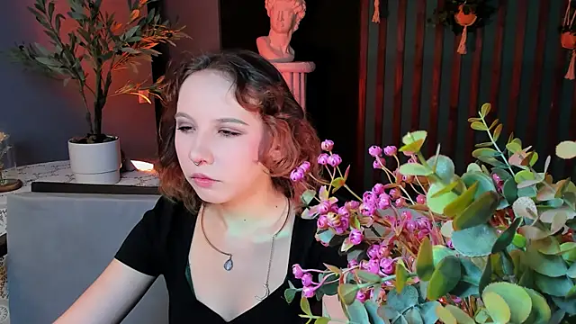 JasmineMilko online show from November 15, 2025, 5:11 am