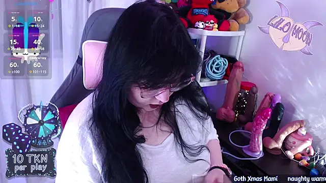 LiloMoon69 online show from December 19, 2025, 1:57 pm