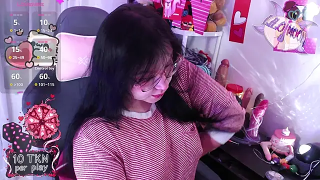 LiloMoon69 online show from February 13, 2026, 12:43 am