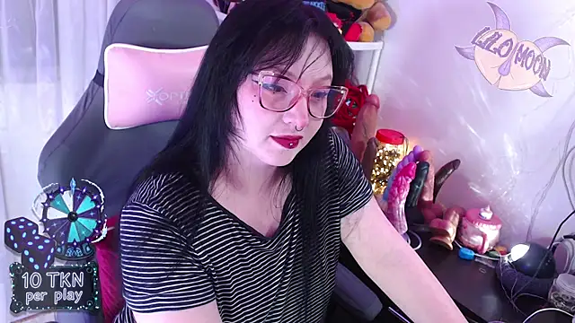 LiloMoon69 online show from January 8, 2026, 8:15 pm