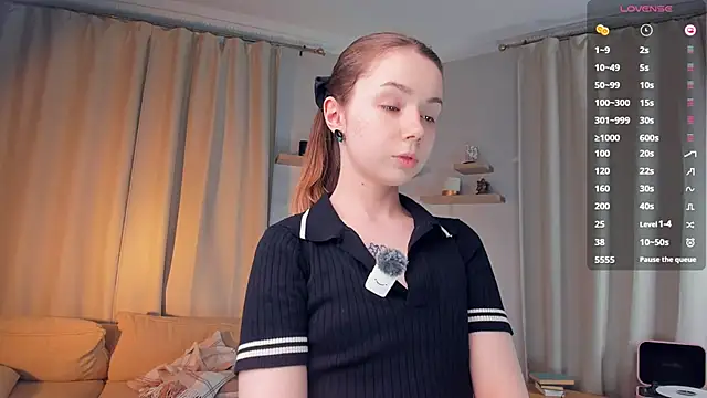 DominikaElis online show from March 17, 2026, 7:06 pm