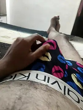 HandsomeHunky1 online show from November 23, 2025, 10:03 am