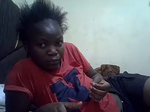 Snapshot of pretty_vivy chatting on February 16, 2025, 5:15 am pretty vivy online show from February 16, 2025, 5:15 am