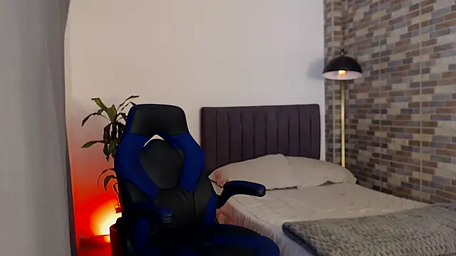 NicoleHaley online show from December 17, 2025, 5:56 am