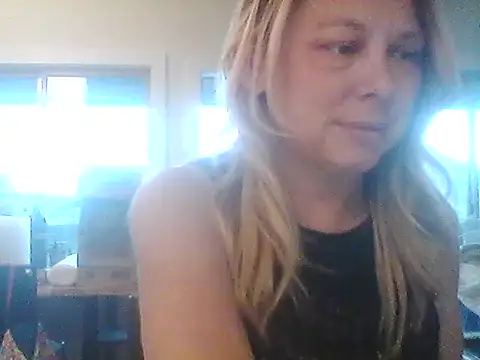 burrkitty online show from October 9, 2025, 12:22 am