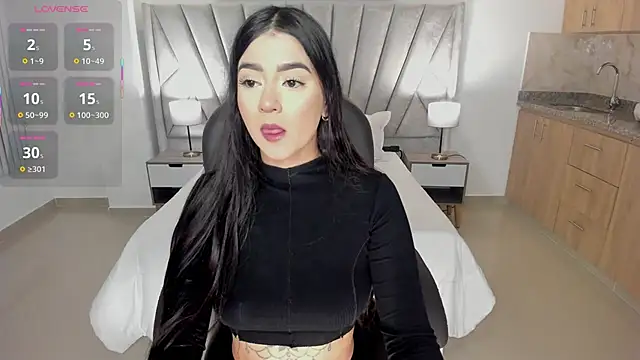 amelie jhons online show from March 25, 2026, 12:44 am