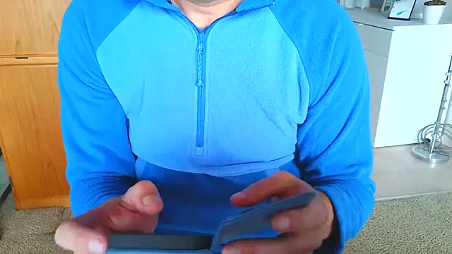 Snapshot of costanza7070 chatting on February 15, 2026, 10:52 pm costanza7070 online show from February 15, 2026, 10:52 pm