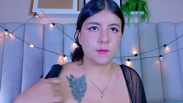 EngelStone online show from December 1, 2025, 7:37 pm