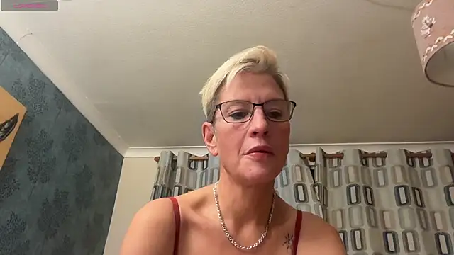 JennyHazel1 online show from November 23, 2025, 6:40 pm