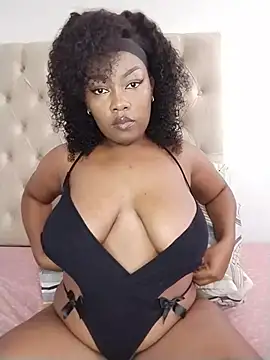 bigbootyboohle online show from May 18, 2026, 10:20 am