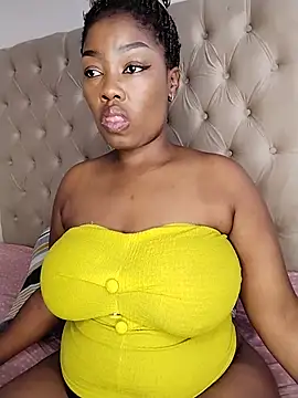 bigbootyboohle online show from July 17, 2026, 10:12 am