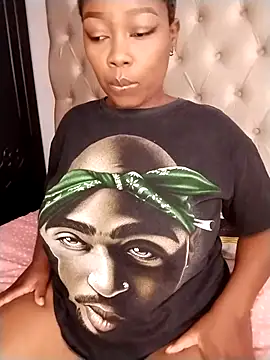 bigbootyboohle online show from December 2, 2025, 7:21 am