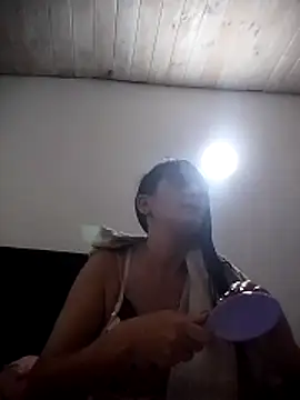 Snapshot of danilove2201 chatting on March 15, 2026, 12:01 pm danilove2201 online show from March 15, 2026, 12:01 pm