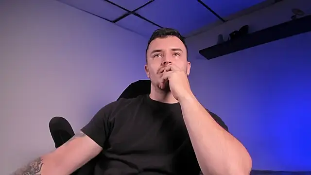 james connor2 online show from April 13, 2026, 6:56 pm