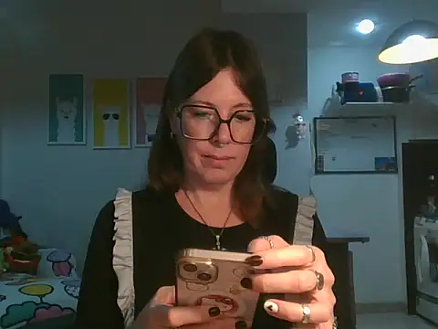 Snapshot of Calentandote chatting on June 17, 2026, 8:47 am Calentandote online show from June 17, 2026, 8:47 am