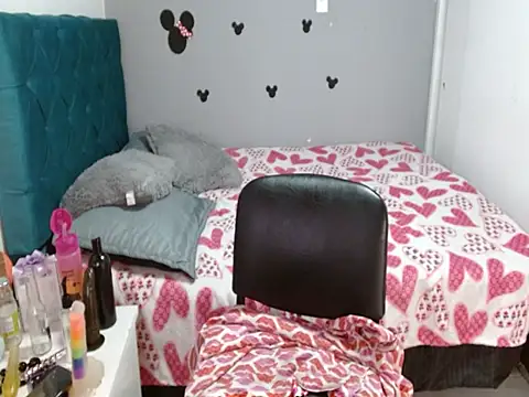 wandafuckass online show from February 24, 2025, 8:14 pm