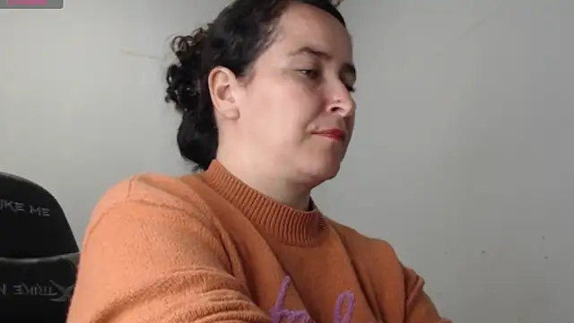 Snapshot of carla_slut_outlimits chatting on June 18, 2026, 12:42 am carla slut outlimits online show from June 18, 2026, 12:42 am