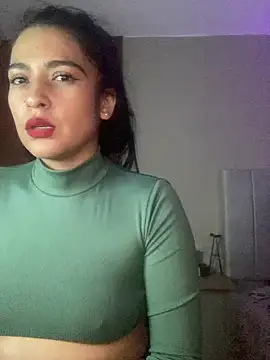 Snapshot of Cleopatracute_ chatting on December 11, 2024, 4:07 am Cleopatracute online show from December 11, 2024, 4:07 am