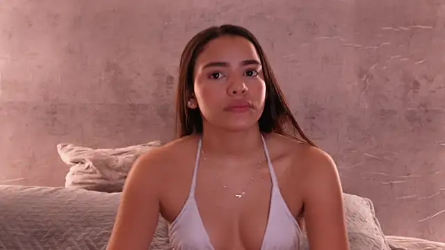 Nicky and Blake online show from December 3, 2025, 3:22 pm