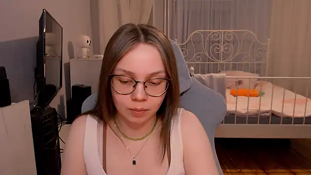 Vanessa tk online show from February 10, 2025, 3:53 pm