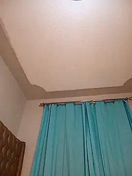 Snapshot of Pretty_tiffany chatting on February 19, 2026, 5:15 am Pretty tiffany online show from February 19, 2026, 5:15 am