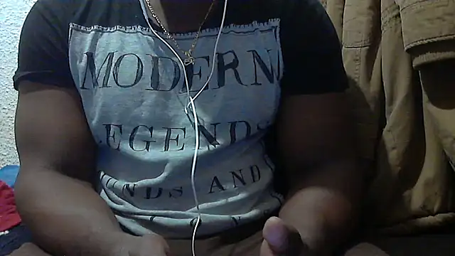 mmoiblack online show from November 14, 2025, 12:14 am