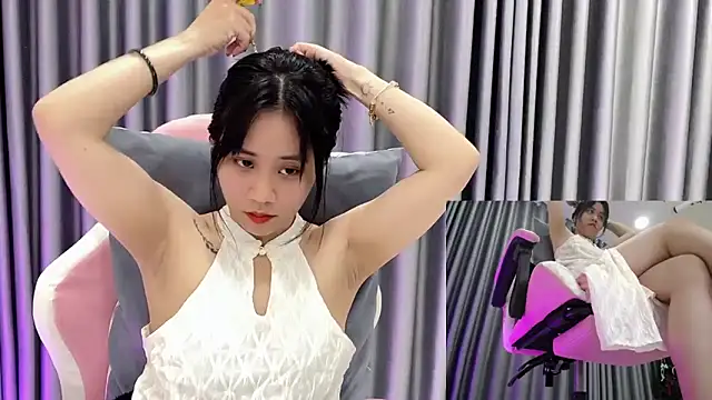 -rosiie- online show from March 18, 2025, 2:29 am